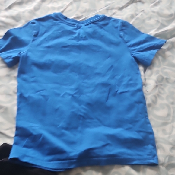 Puma Vibrant Blue Tee and Classic Black Shorts - Picture 4 of 4